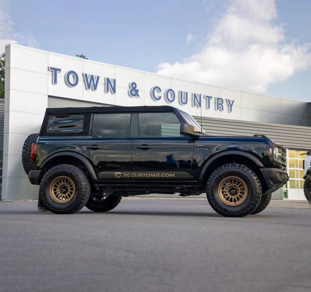 Custom Bronco build by TCcustoms
