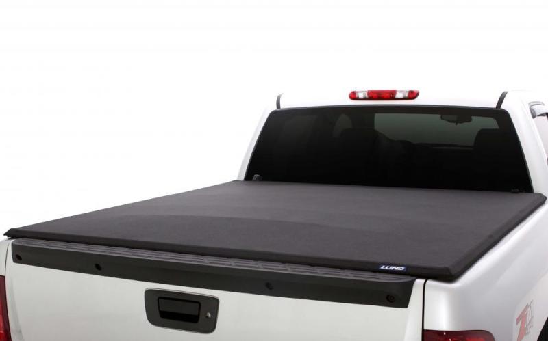 Lund 2021-2023 Ford F-150 (6.5ft. Bed) Genesis Elite Tri-Fold Tonneau Cover - Black