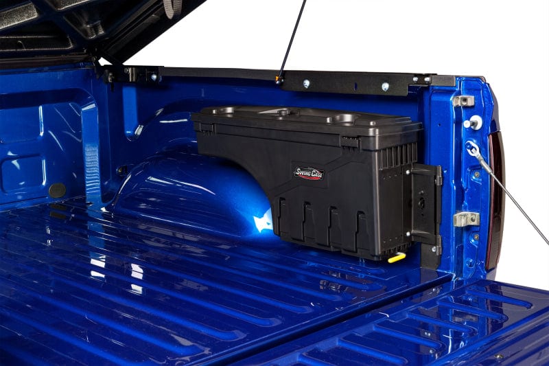 UnderCover 17-22 Ford F-250/F-350 Passengers Side Swing Case - Black Smooth