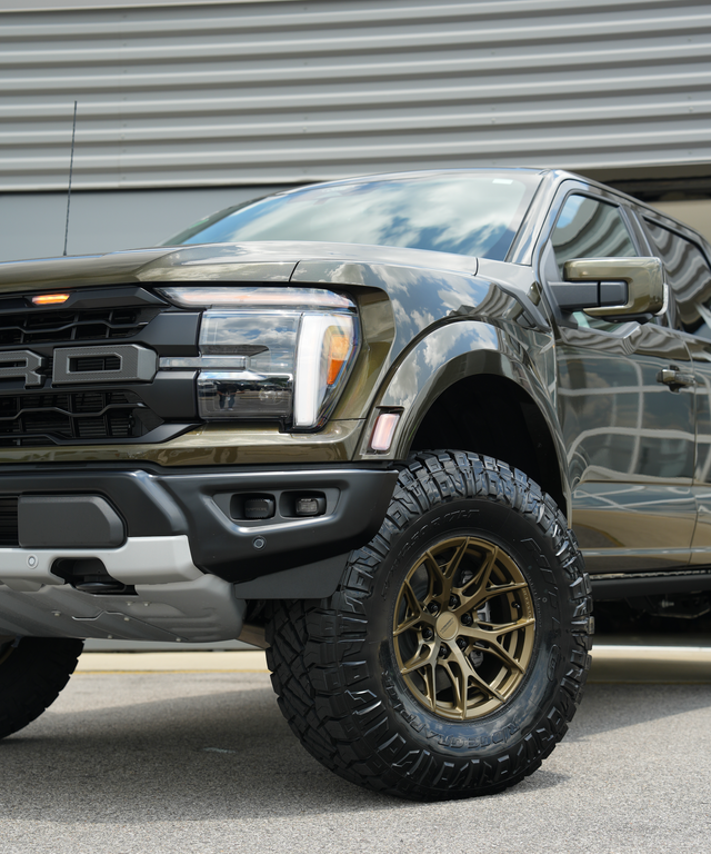 Custom Raptor build by TCcustoms