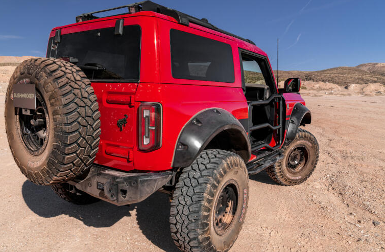 Bushwacker 2021-2023 FORD BRONCO 2 DOOR POCKET STYLE 4PC FENDER FLARE
