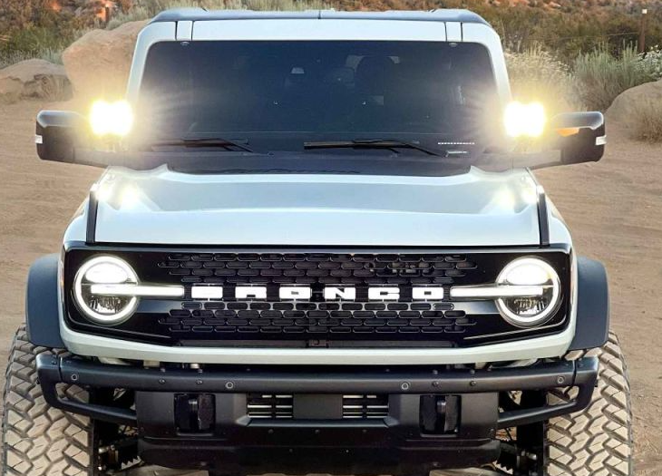 KC HiLiTES 2021-2023 Ford Bronco SlimLite LED 2-Light System Ditch Light Kit