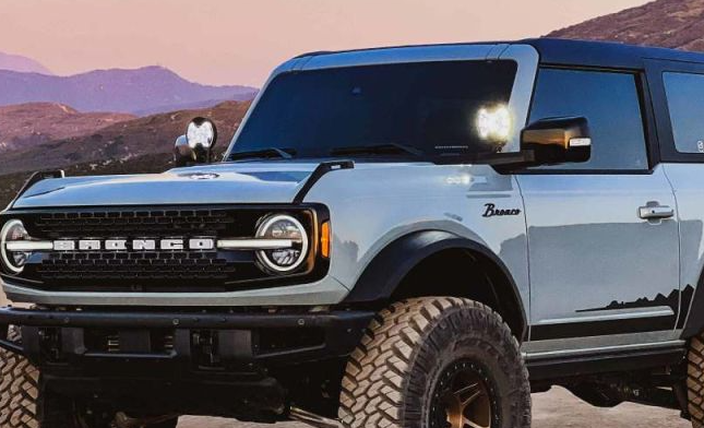 KC HiLiTES 2021-2023 Ford Bronco SlimLite LED 2-Light System Ditch Light Kit