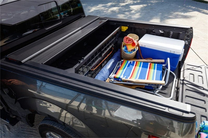 Roll-N-Lock 17-22 Ford F-250/F-350 Super Duty 80-3/8in E-Series Retractable Tonneau Cover