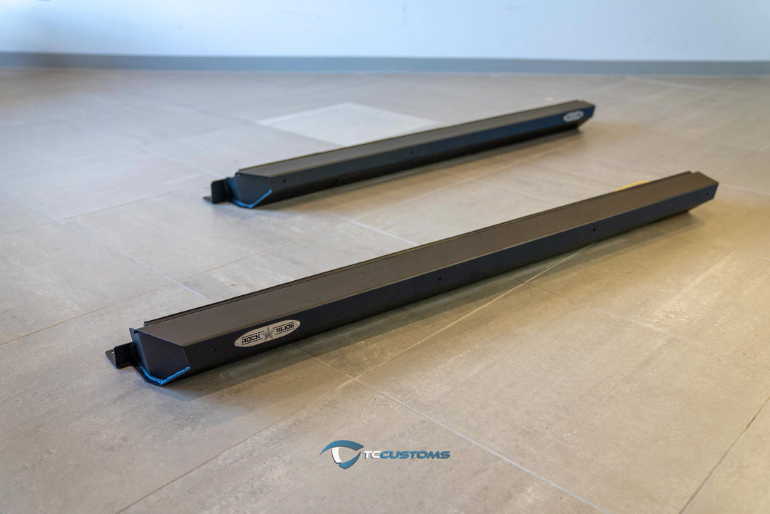 Power Deployable Steps - Rock Sliders - 2021-2023 Ford Bronco 2-door and 4-door