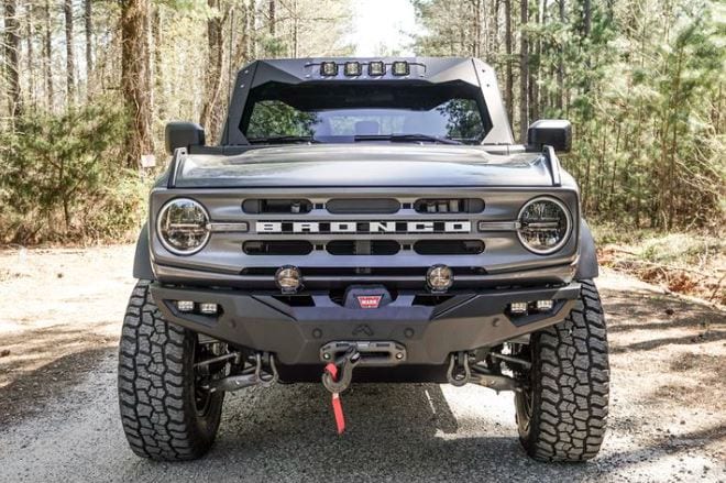 Fab Fours 21-23 BRONCO LIFESTYLE FRONT BUMPER W/ NO GUARD WINCH READY SENSOR COMPATIBLE MATTE BLACK