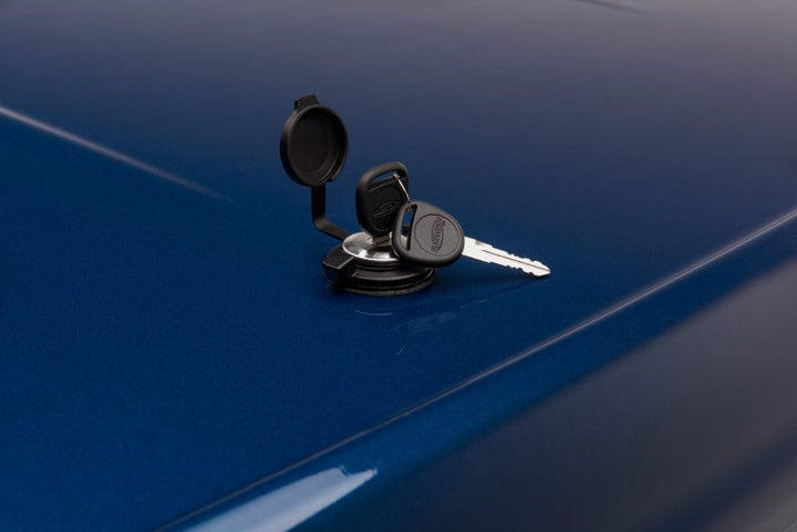 UnderCover 2015-2020 Ford F-150 6.5ft Lux Bed Cover - Tuxedo Black