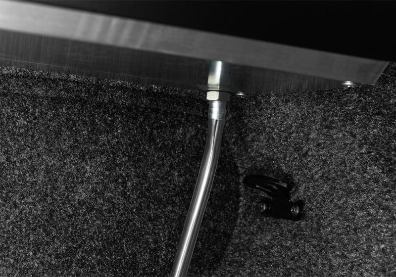 Roll-N-Lock 2021-2023 Ford F-150 67.1in M-Series Retractable Tonneau Cover