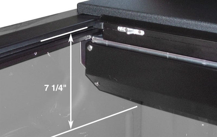 Roll-N-Lock 2019-2023 Ford Ranger 61in M-Series Retractable Tonneau Cover