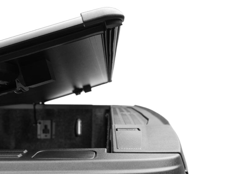 UnderCover 2021-2023 Ford F-150 6.5ft Triad Bed Cover