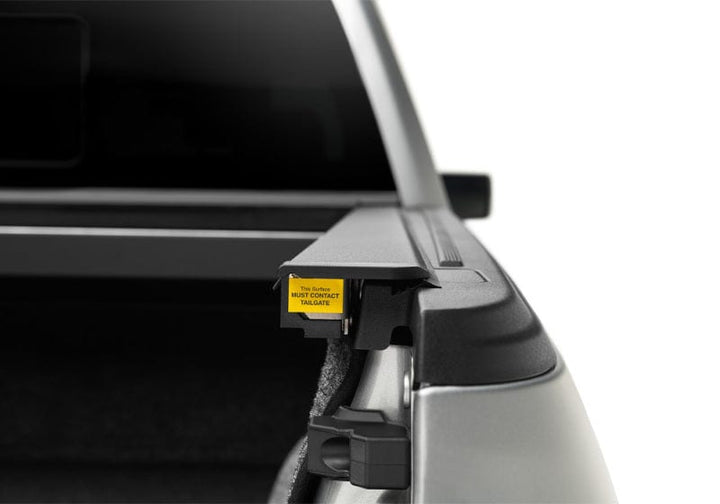 Roll-N-Lock 2021-2023 Ford F-150 67.1in M-Series Retractable Tonneau Cover