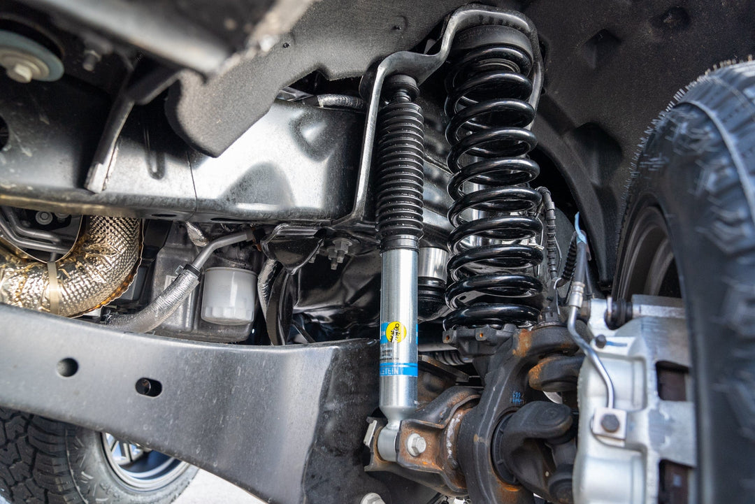 ReadyLift - 2.5" Coil Spring Front Lift Kit w/ Bilstein Shocks Front/Rear - Ford Superduty 2017-2022