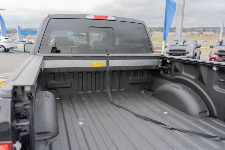 Roll-N-Lock LG101M Locking Retractable M-Series Truck Bed Tonneau Cover for 2021-2023 Ford F-150 | Fits 5.5 Ft. Bed