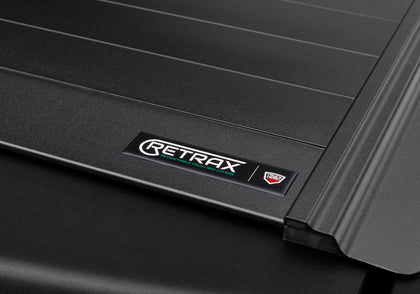 Retrax 17-18 Super Duty F-250-450 Long Bed w/ Stake Pocket MX RetraxPRO MX