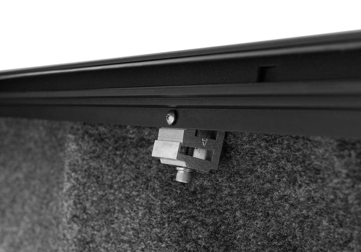 Roll-N-Lock 2021-2023 Ford F-150 67.1in M-Series Retractable Tonneau Cover