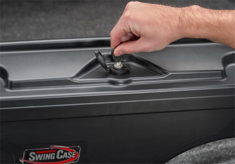 UnderCover 17-22 Ford F-250/F-350 Drivers Side Swing Case - Black Smooth