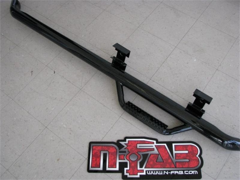 N-Fab Nerf Step 2015-2023 Ford F-150 Regular Cab 6.5ft Std Bed SRW - Gloss Black - Cab Length - 3in