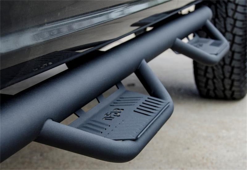 N-Fab Podium LG 17-22 Ford F-250/F-350 Super Duty SuperCab - Tex. Black - Cab Length - 3in
